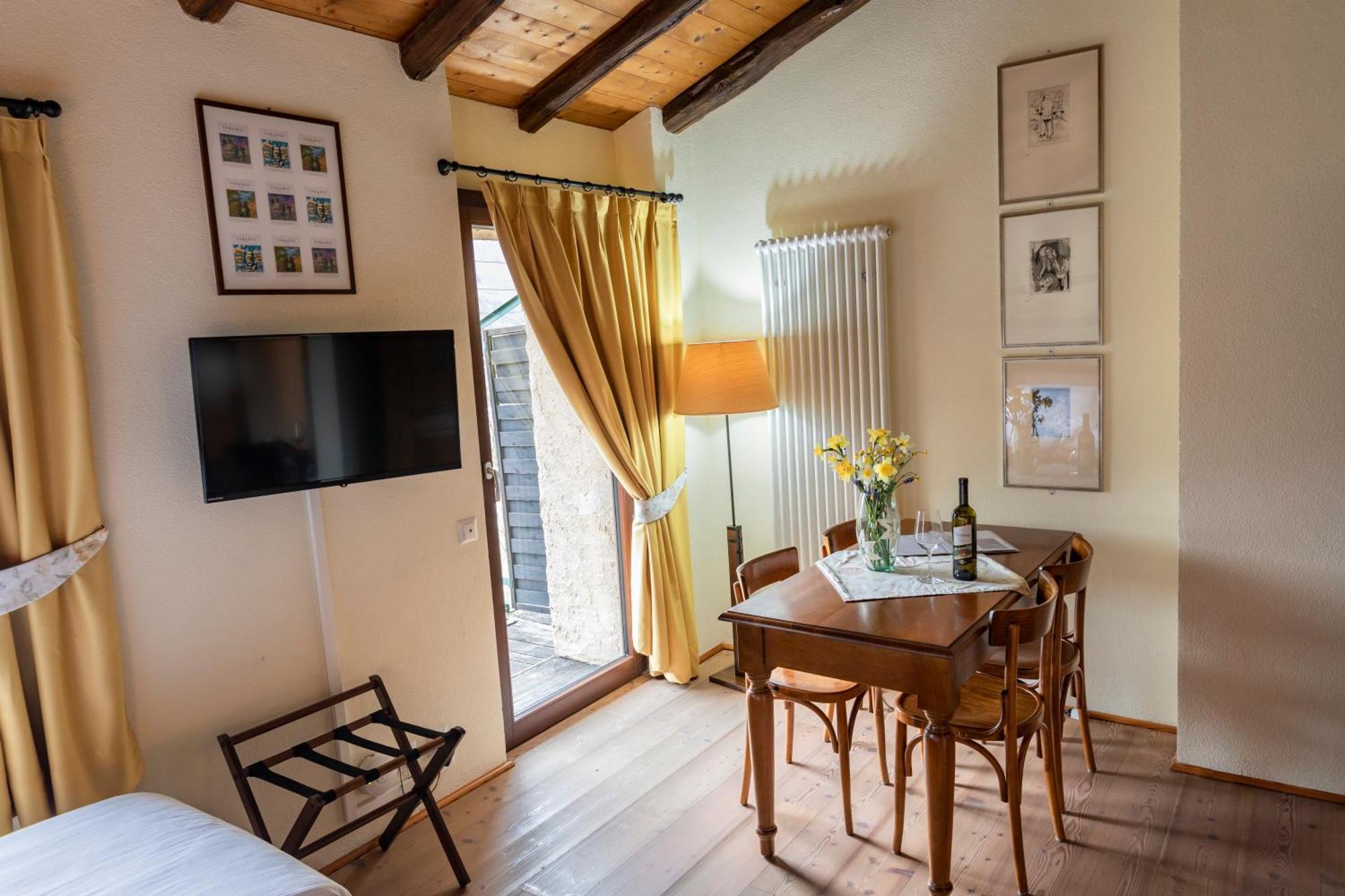 Wine & Art Relais Vallombrosa Castelrotto Chambre photo
