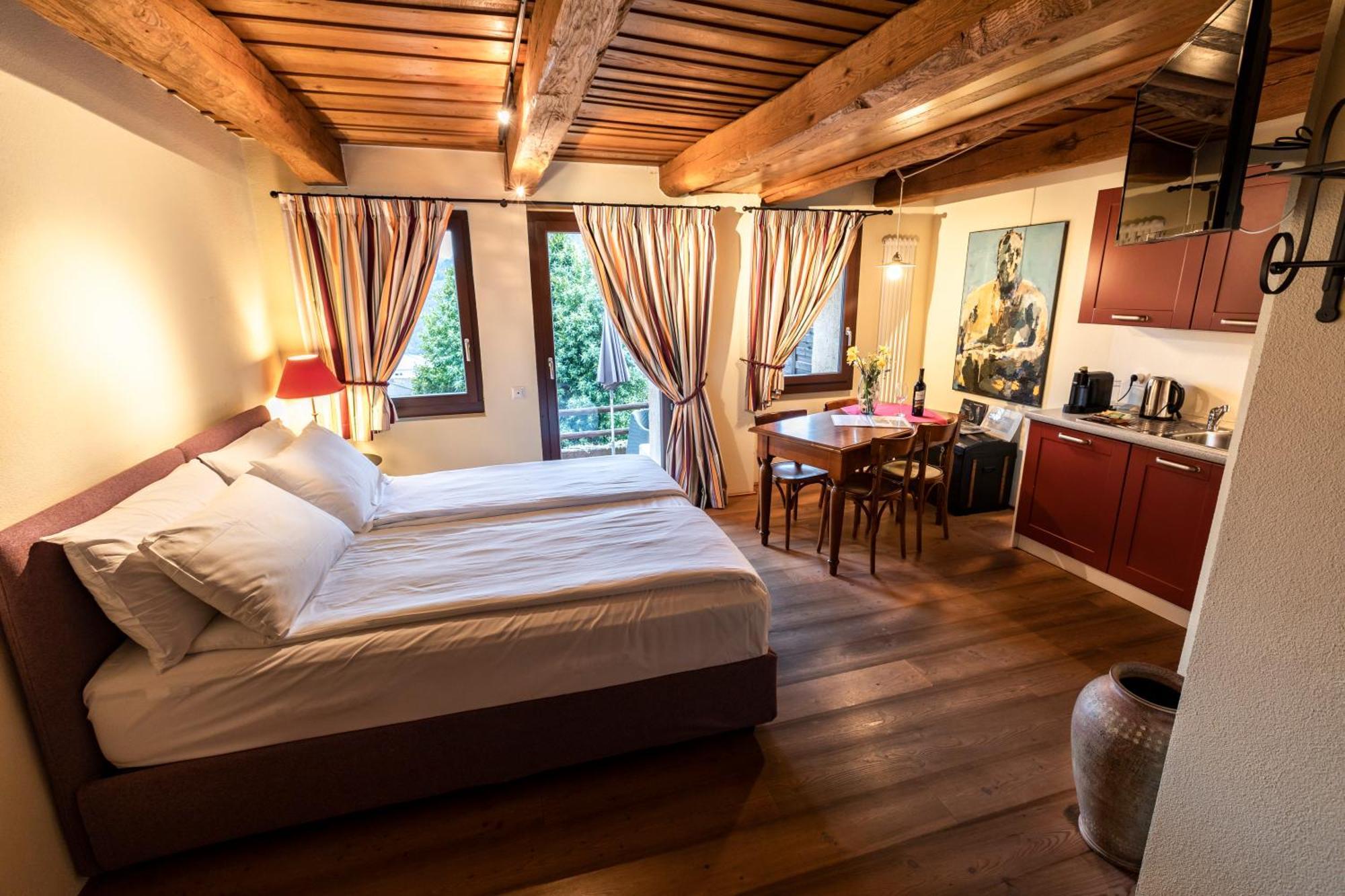 Wine & Art Relais Vallombrosa Castelrotto Chambre photo